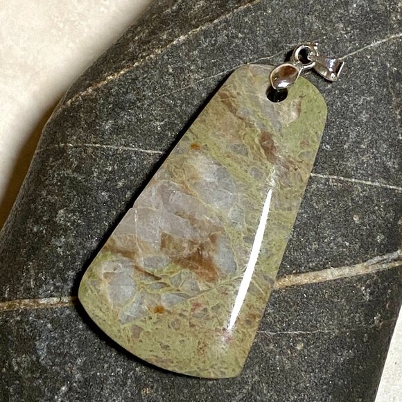 Natural Earthy Gogunjula Jasper Pendant, Large Genuine Green Gemstone Pendant - Picture 5 of 10